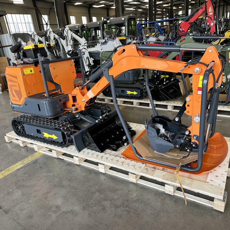 YC-12 1.2 ton mini excavator shipped in wooden crate