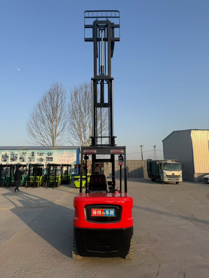 3 tons of electric forklift 3 tons of electric forklift