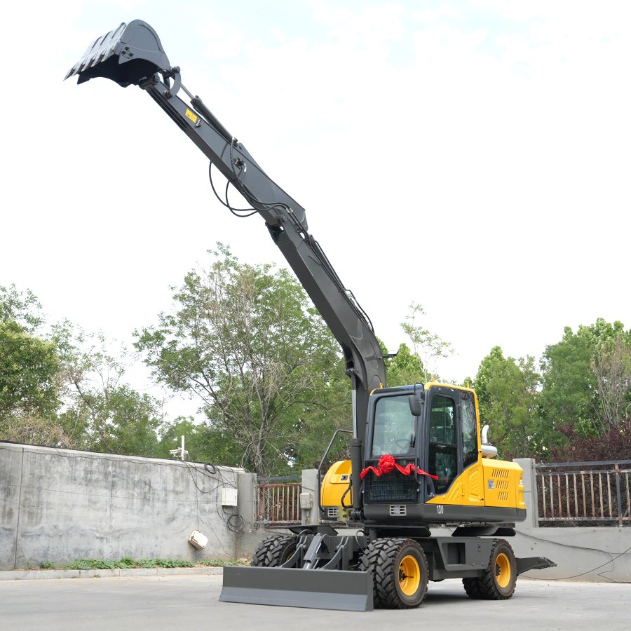 Wheeled excavator Wheeled excavator