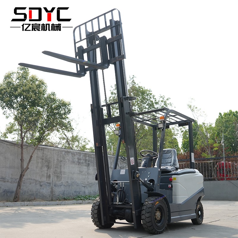 Xe nâng điện 2,5 tấn mới