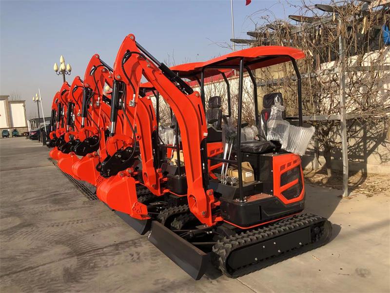 7 مزايا لاستخدام الحفارة الصغيرة 7 advantages of using a mini excavator