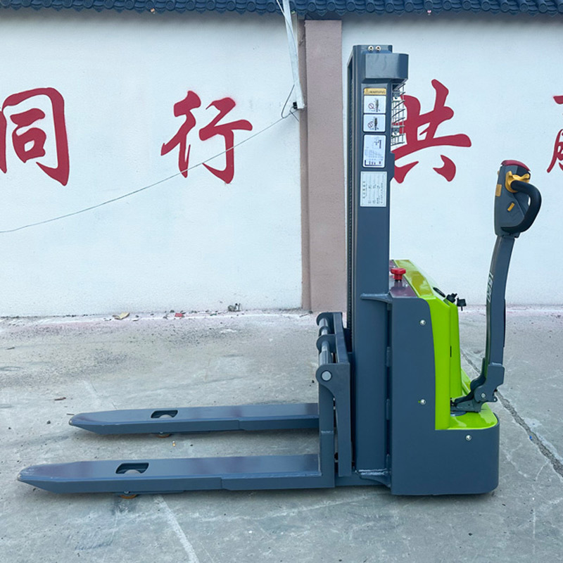 1.5 Ton Electric Stacker 1.5 Ton Electric Stacker