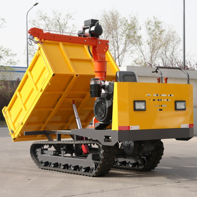 2 Ton Crawler Dumper Transporting Concrete