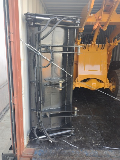 Loader Loader