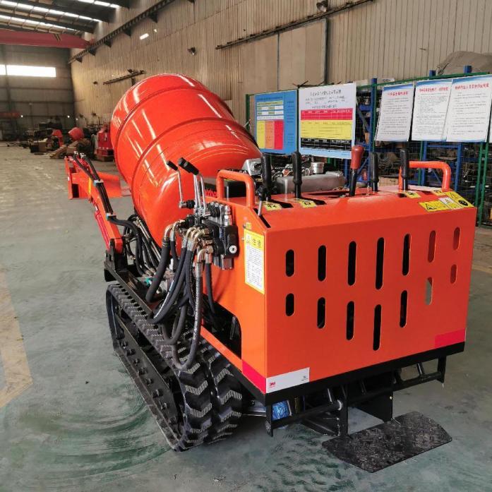 Mini tracked mixer truck