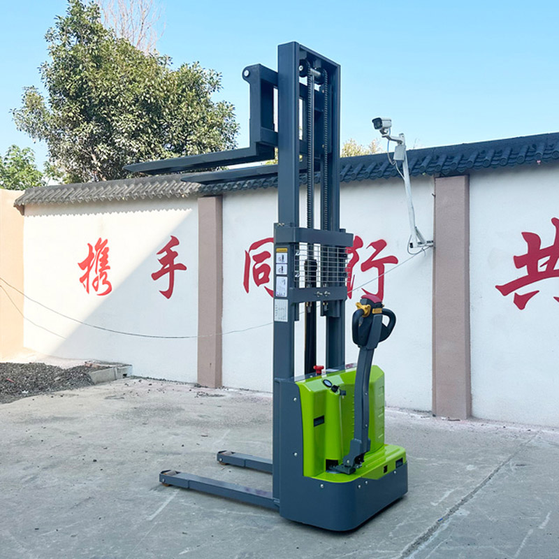 1.5 Ton Electric Stacker
