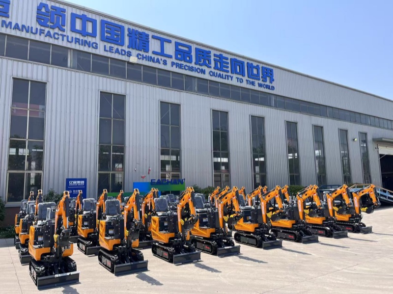 Mini escavatore da 600 Kg