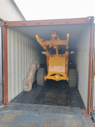 Loader Loader