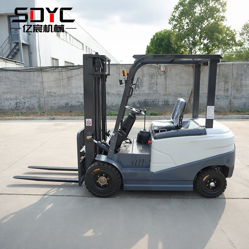 Xe nâng điện 2,5 tấn mới