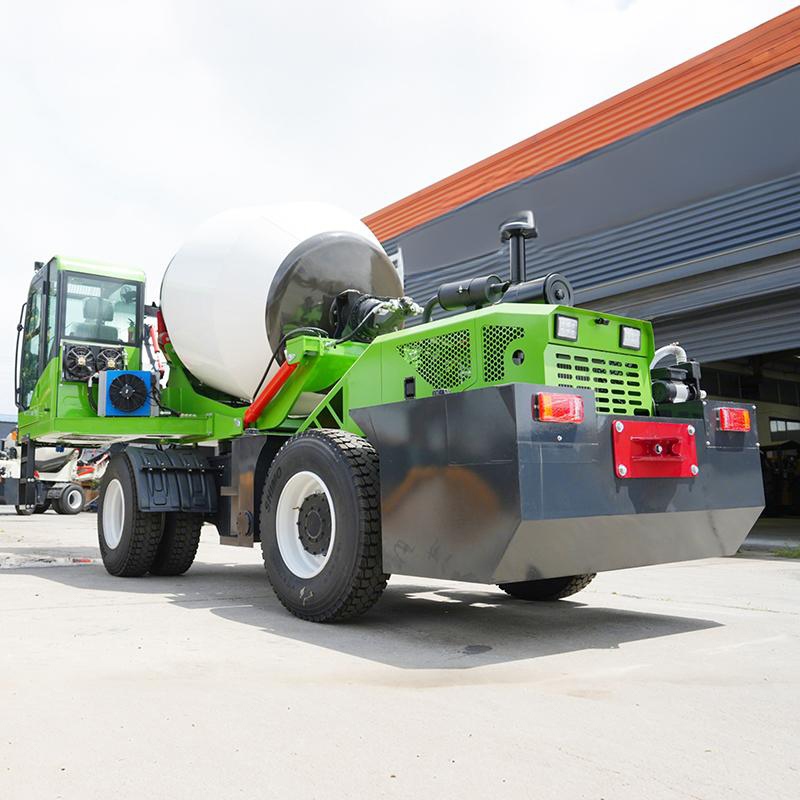 4.5 m ³ Concrete Mixer Truck