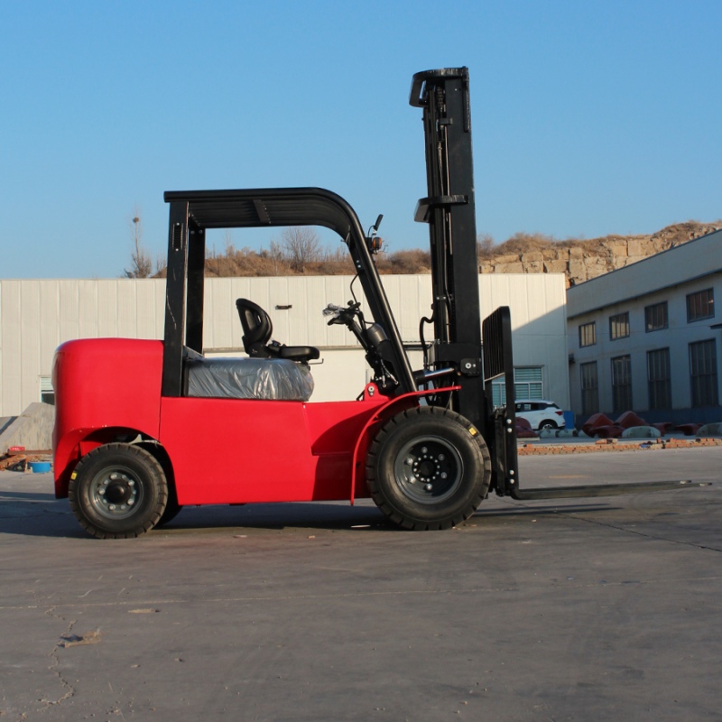 High end 5 ton diesel forklift