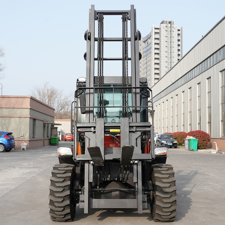 Rough terrain forklift 3.5 ton