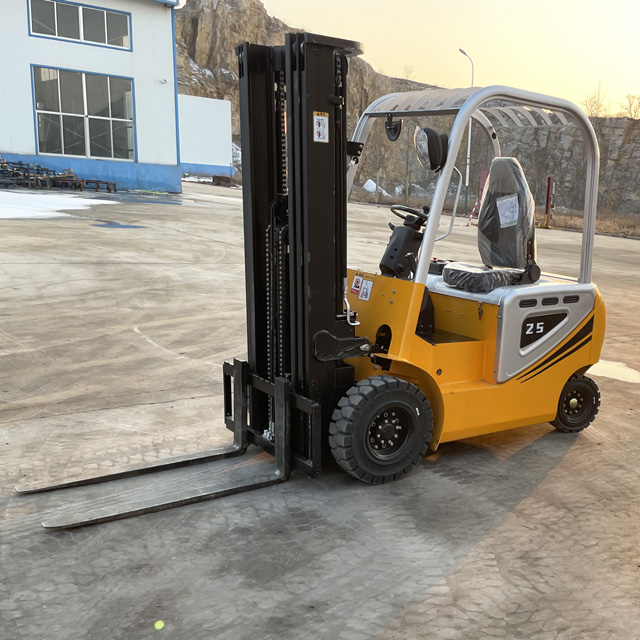 Xe nâng điện 2.5 tấn